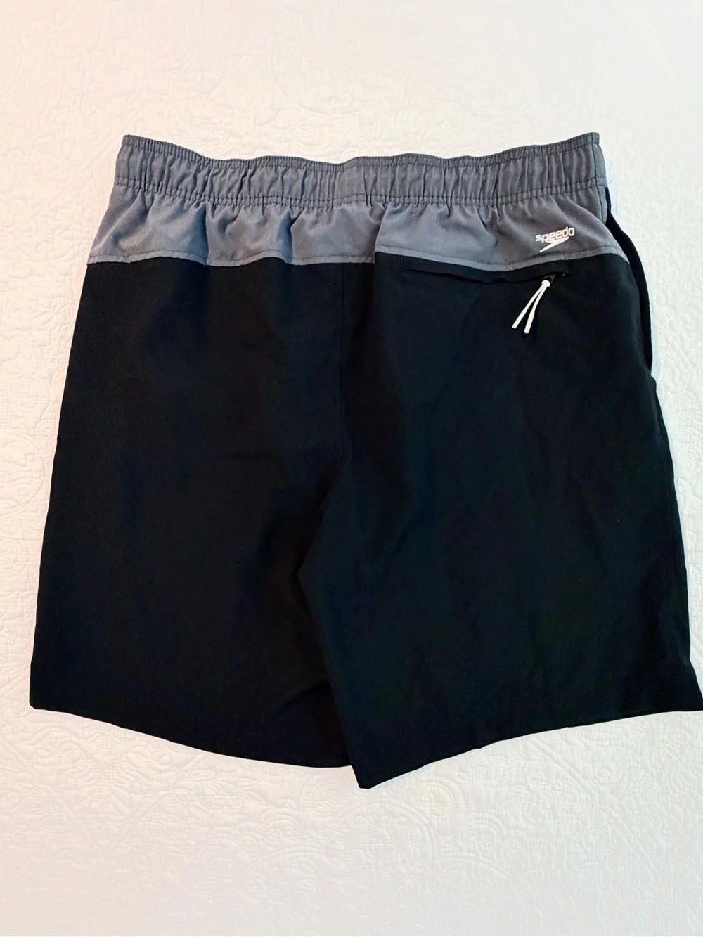Speedo | Men's Swim Trunks | Black & Grey | Waistband Size XL